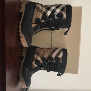 Burberry Snow Boots with Original Box